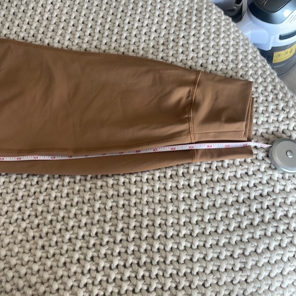 Old Navy Powersoft Joggers - Picture 5 of 6